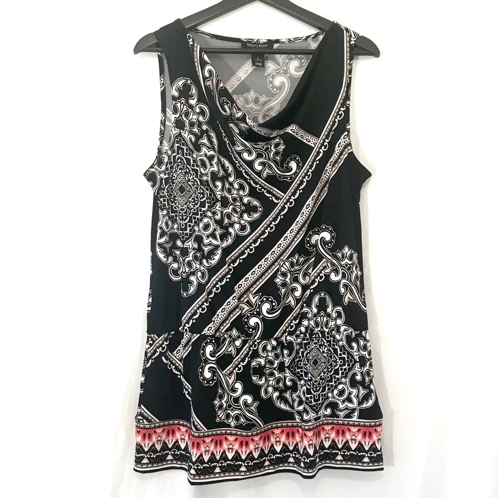 WHBM  Like New Sleeveless BlackWhite Tunic